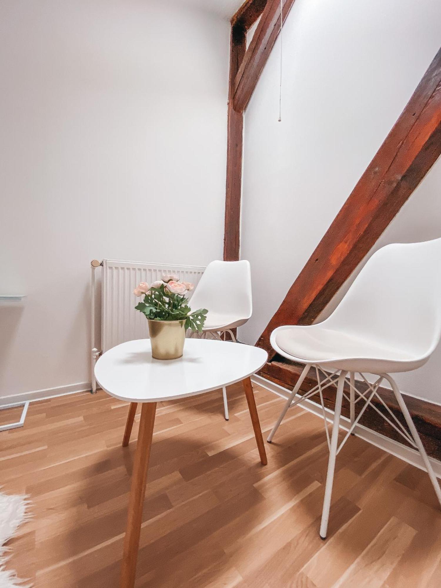 Blue Lotus Apartments Bratislava Extérieur photo